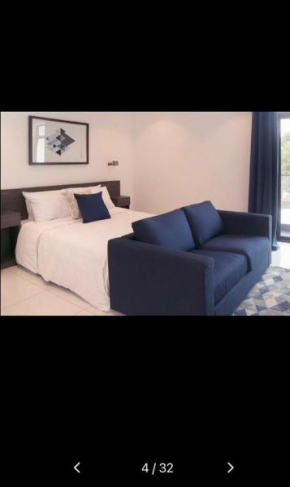 BonzaliGh studio apartment